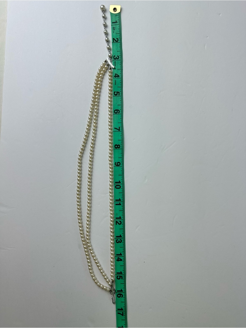 Vintage Pearl 3 Strand Choker Necklace Layered White Bridal Coquette Jewelery - Picture 10 of 10